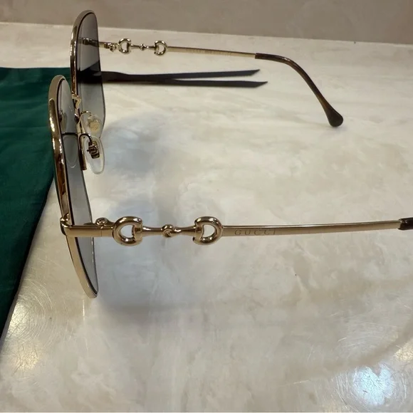 Gucci Sunglasses Horse Bit Gold Frame with Case and Pouch GG0879S-003 SS24 - Picture 5 of 7